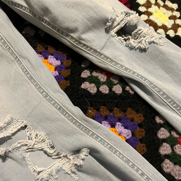 EUNINA Light Wash Distressed Jeans - Picture 7 of 10